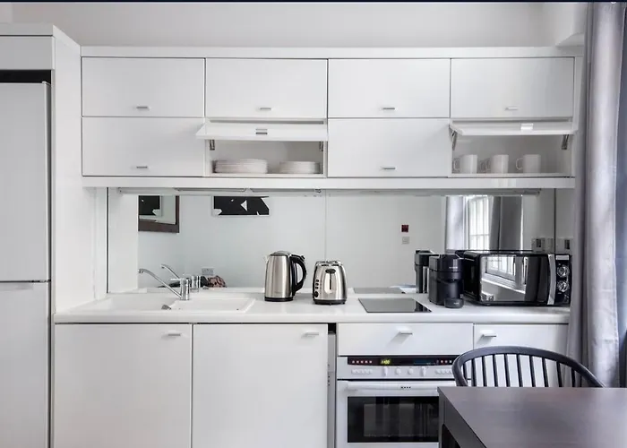 Londwell, Paddington & Hyde Park Urban Escape